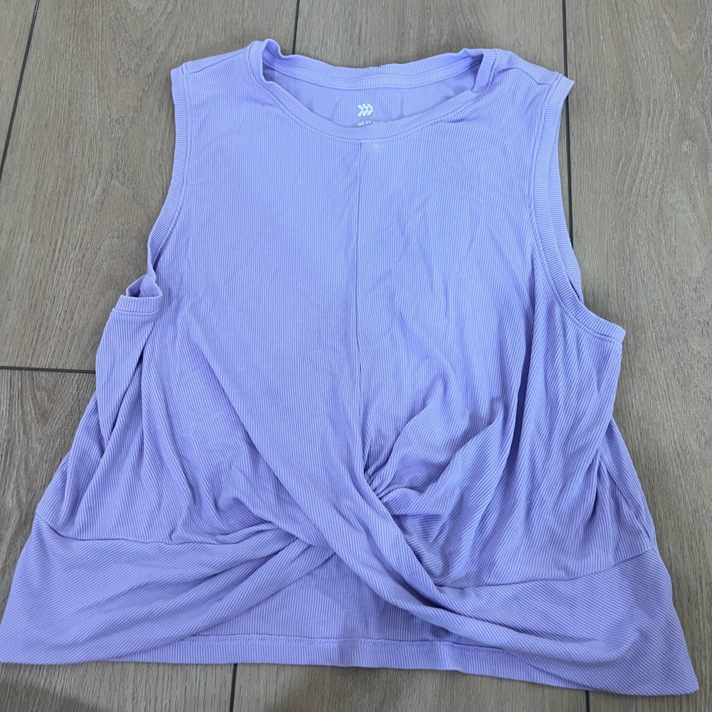 Women’s  work out tank
